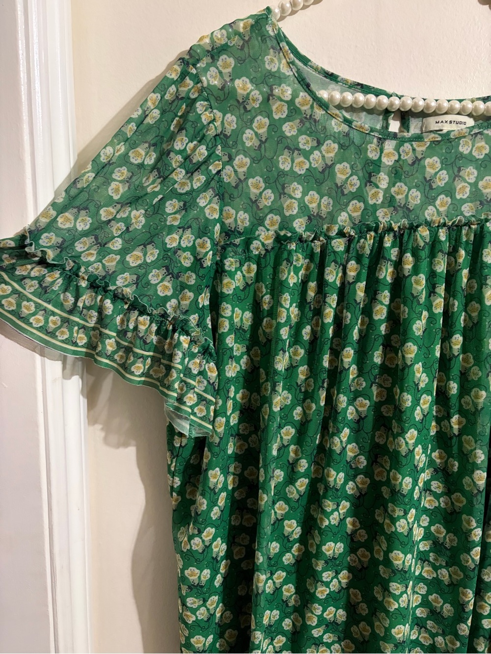Max Studio Green Floral Ruffle Sleeve Blouse - Picture 2 of 10